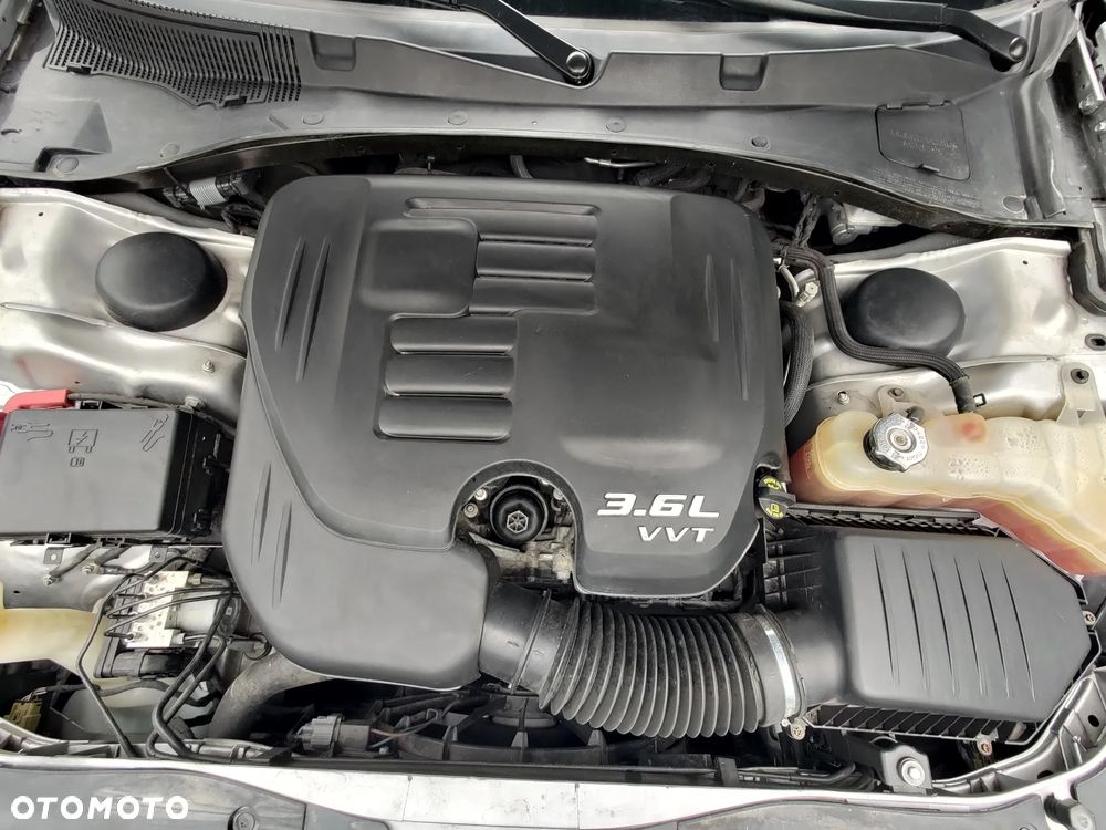 Dodge Charger 3.6 GT - 29