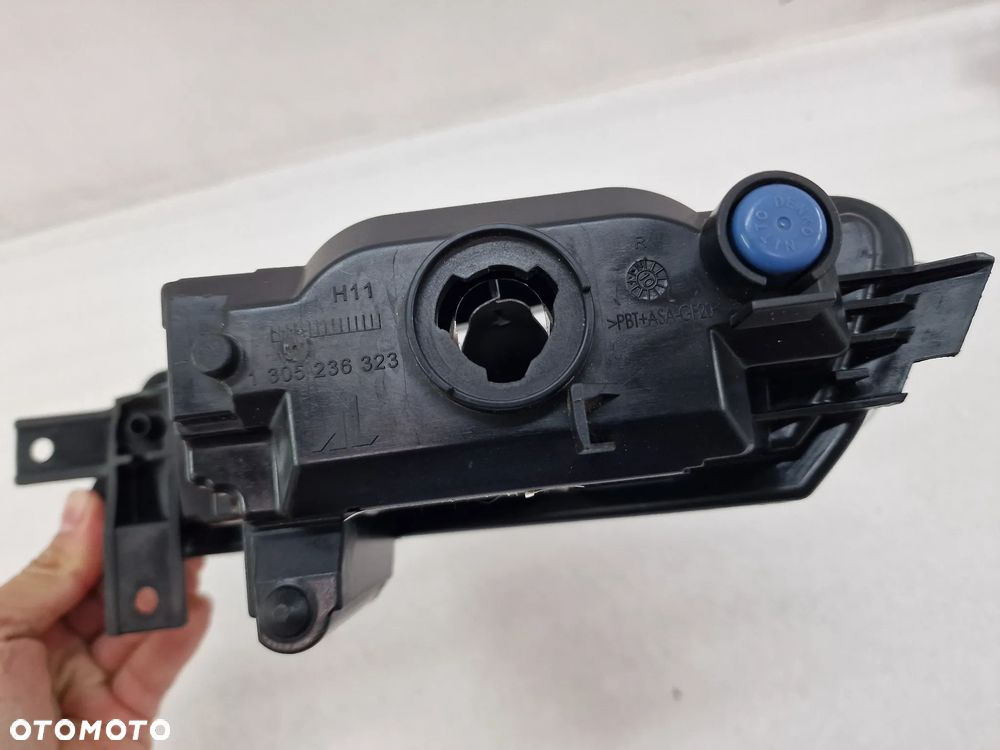 BMW E81 / E87 LIFT 07- PRAWY HALOGEN , NR 7181288 , NR AUKCJI H271 - 7