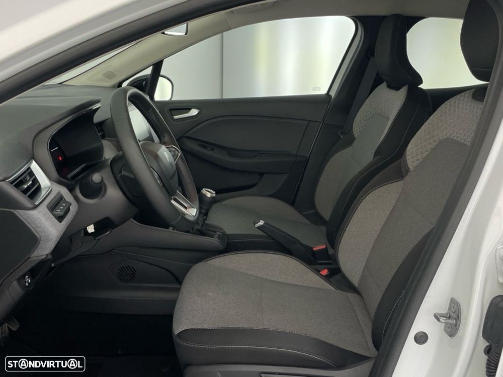 Renault Clio 1.0 TCe Evolution Bi-Fuel - 11