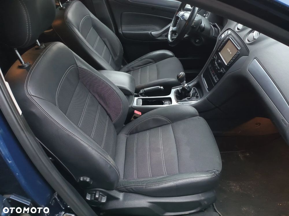 Ford Mondeo 2.0 TDCi Titanium - 23