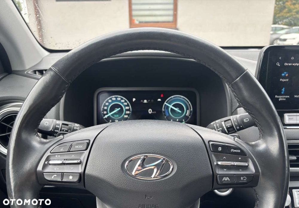 Hyundai Kona - 18
