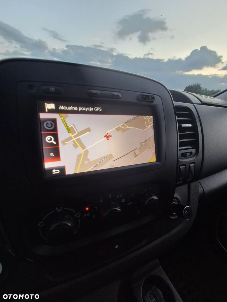 Opel Vivaro L2H1 2,9t Edition Premium - 15