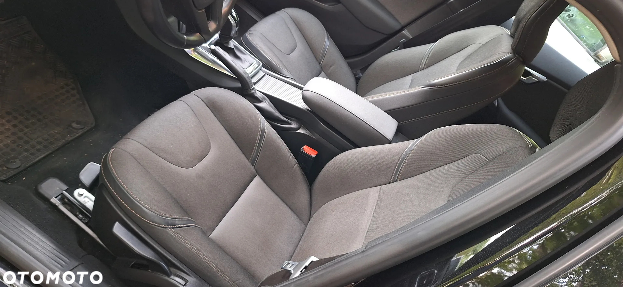 Volvo V40 Cross Country D2 Geartronic Kinetic - 10