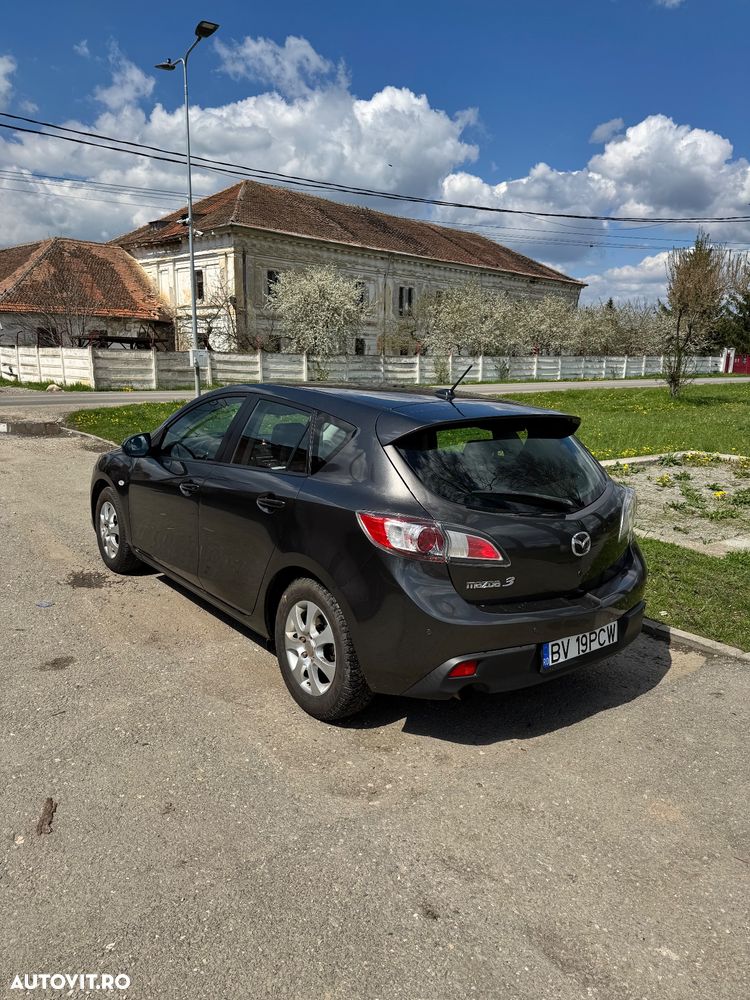 Mazda 3 - 9