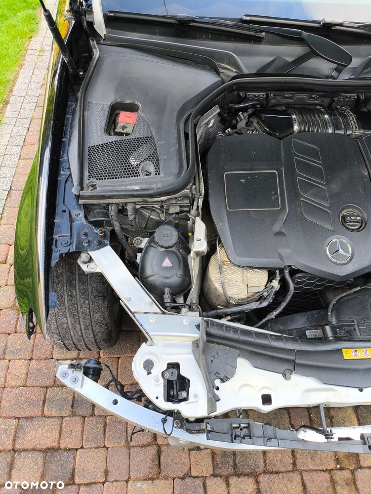 Mercedes-Benz Klasa E 220 d 9G-TRONIC Exclusive - 29