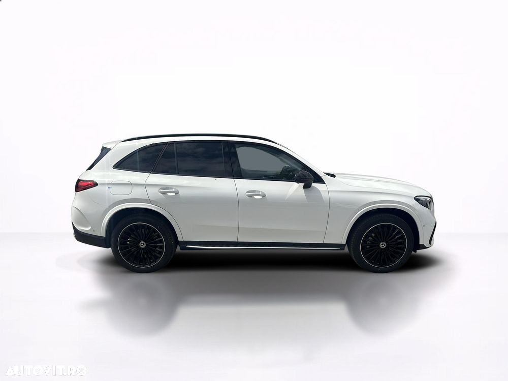 Mercedes-Benz GLC 300 e 4Matic 9G-TRONIC AMG Line Advanced - 9
