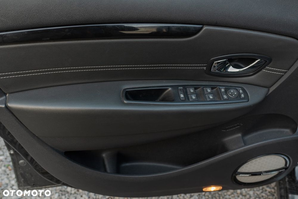 Renault Scenic Energy TCe 130 S&S Bose Edition - 13