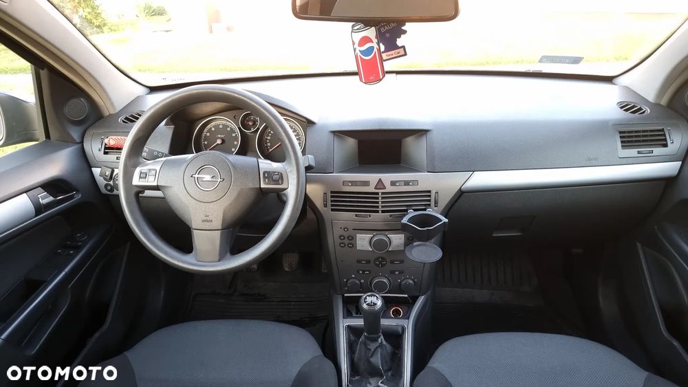 Opel Astra 1.6 - 5