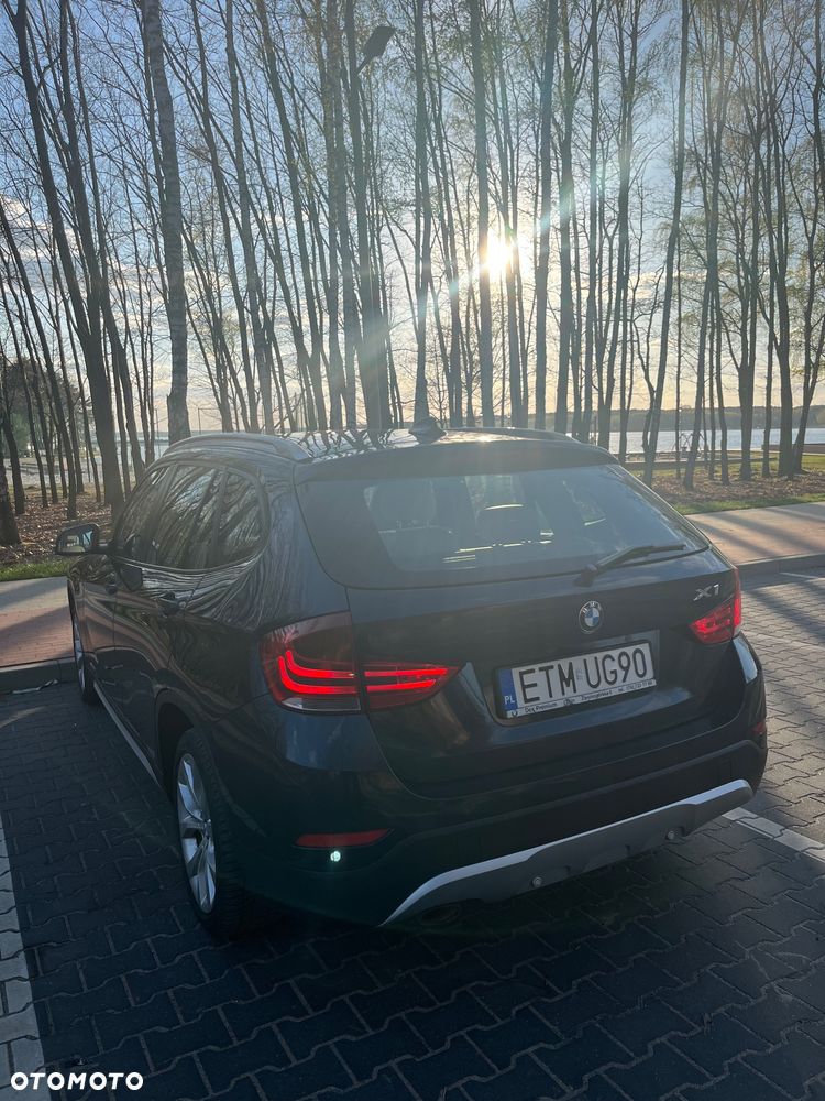 BMW X1 xDrive20d - 11