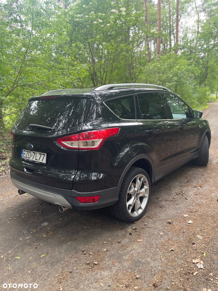Ford Kuga 2.0 TDCi 4WD Titanium - 4