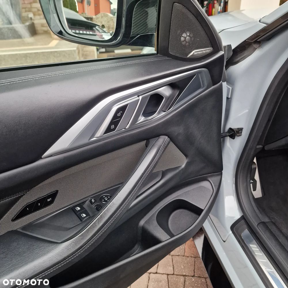 BMW M4 Competition M xDrive - 17