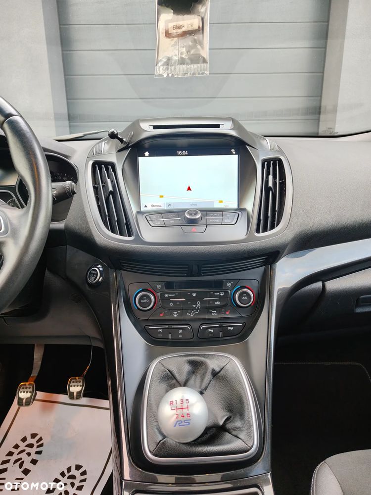 Ford Kuga 1.5 EcoBoost ST-LINE - 17