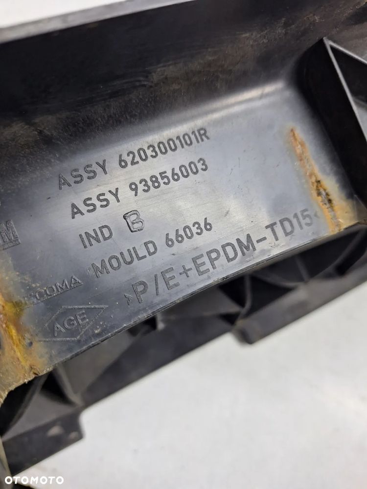 WZMOCNIENIE GRILLA, ATRAPY -TRAFIC,VIVARO LIFT-07-14 ROK - 3