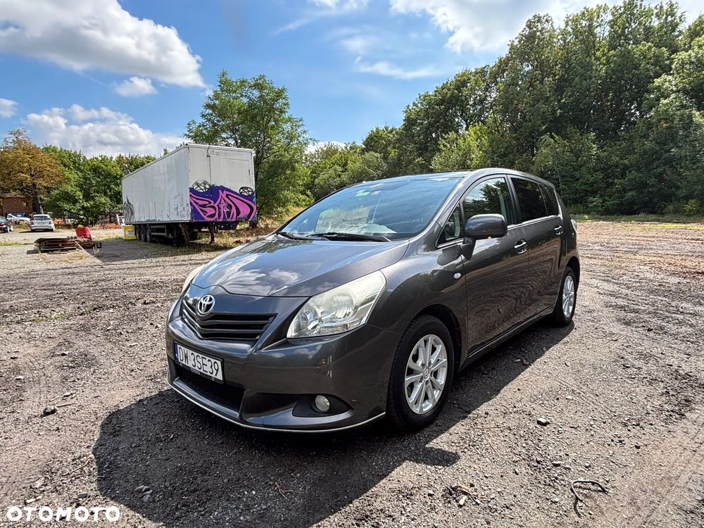 Toyota Verso - 5