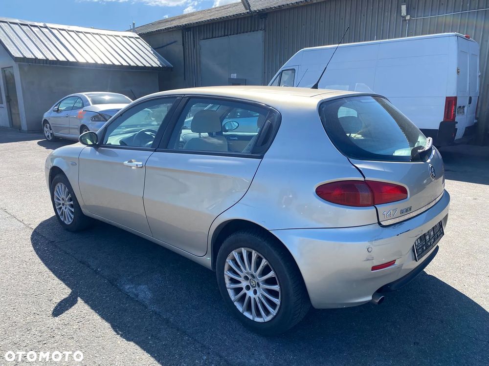 A212/Alfa romeo 147/NA CZĘŚCI - 6