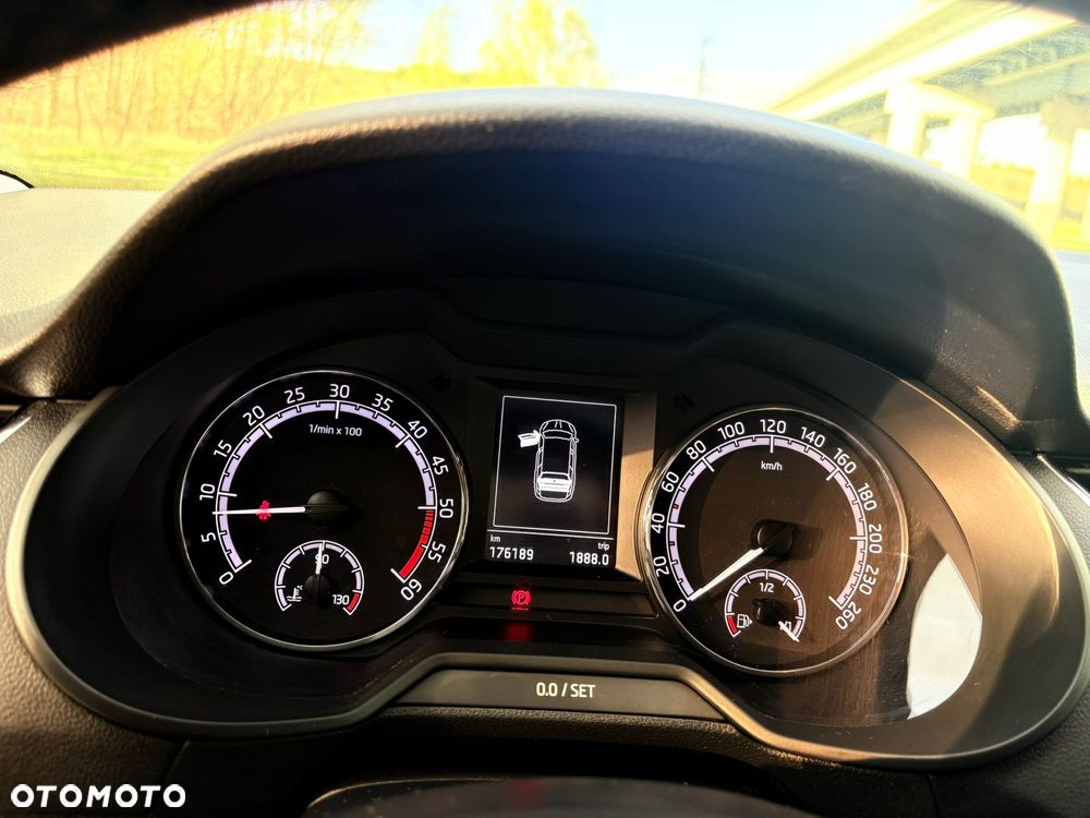 Skoda Octavia ver-1-6-tdi-scr-ambition - 6
