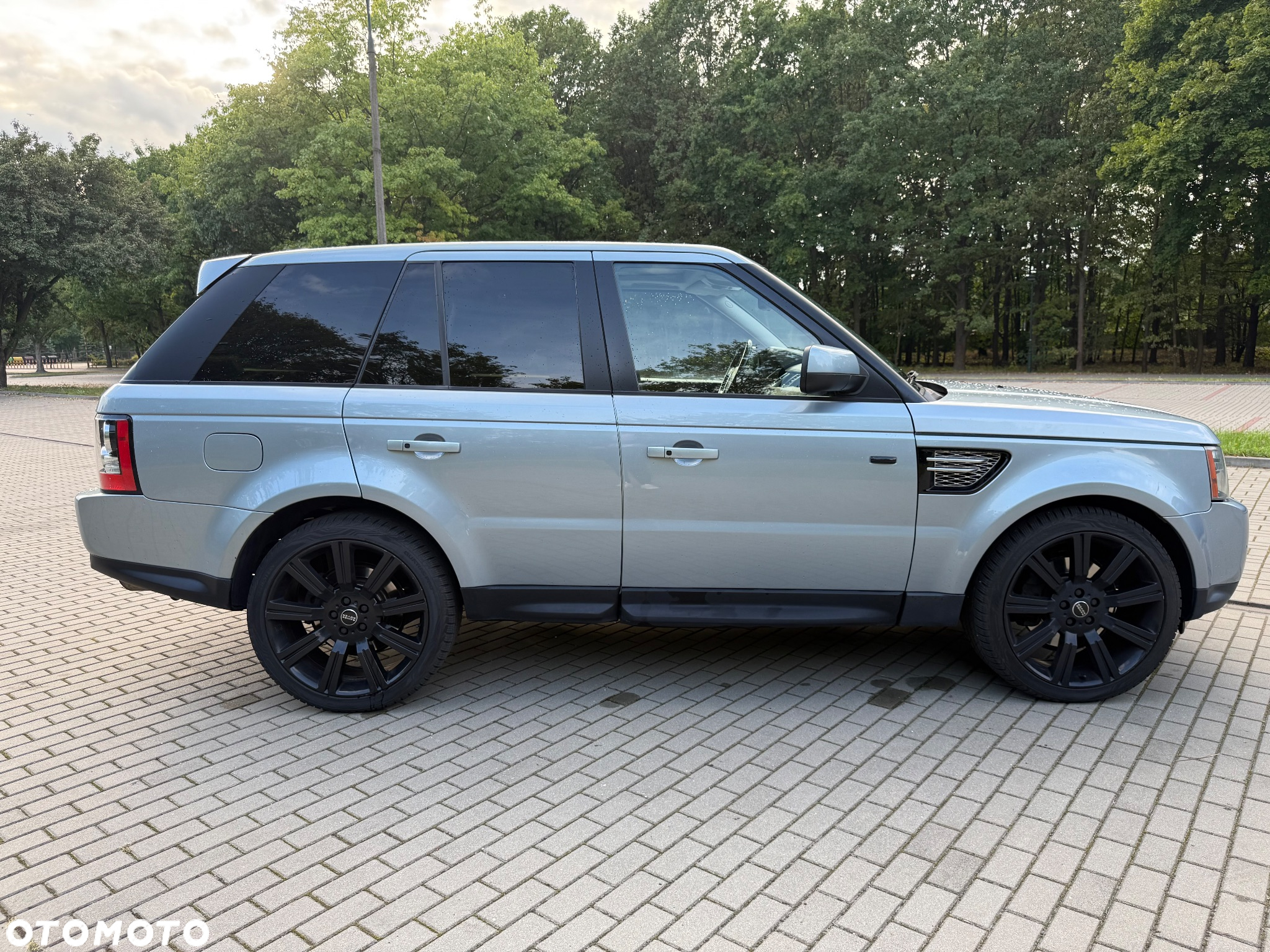 Land Rover Range Rover Sport - 12