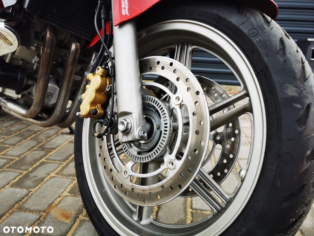 Honda CBF - 23