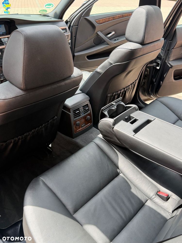 BMW Seria 5 - 23
