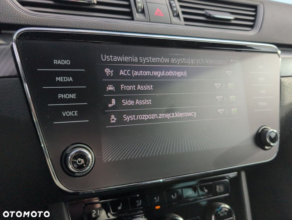 Skoda Superb 2.0 TSI Sportline DSG - 31