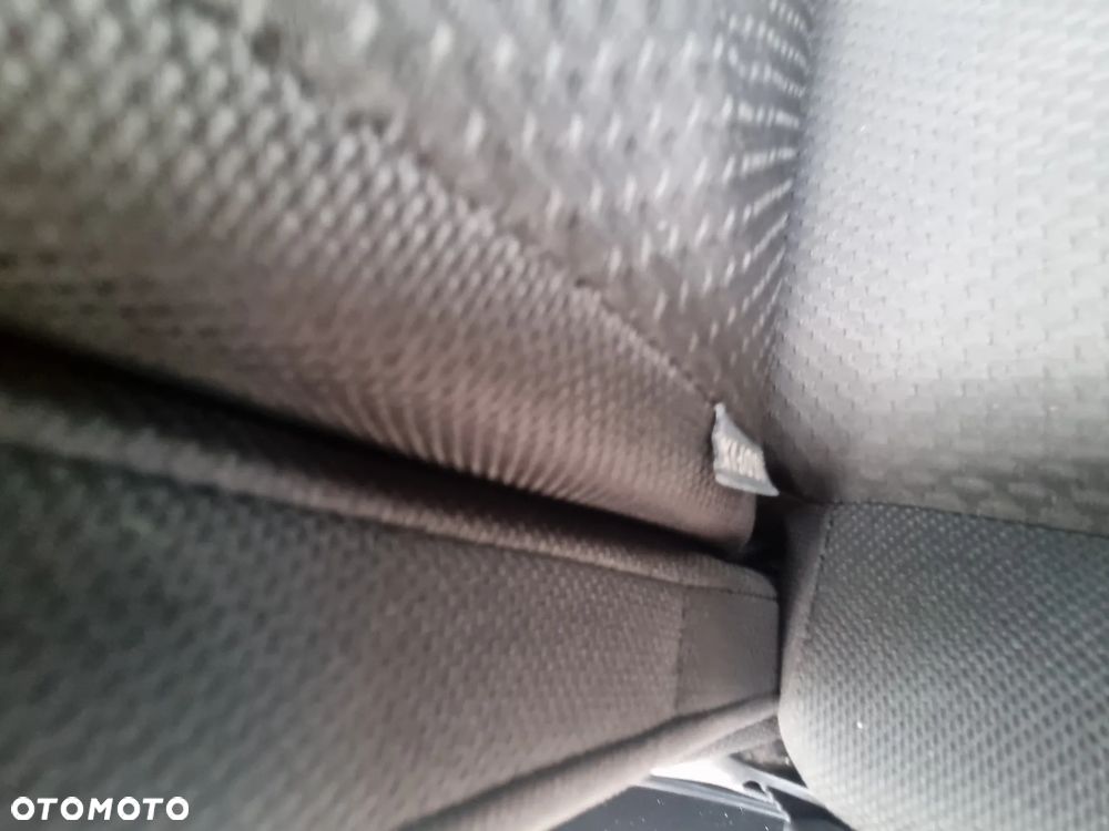 Toyota Corolla Verso 2.0 D-4D Sol - 22