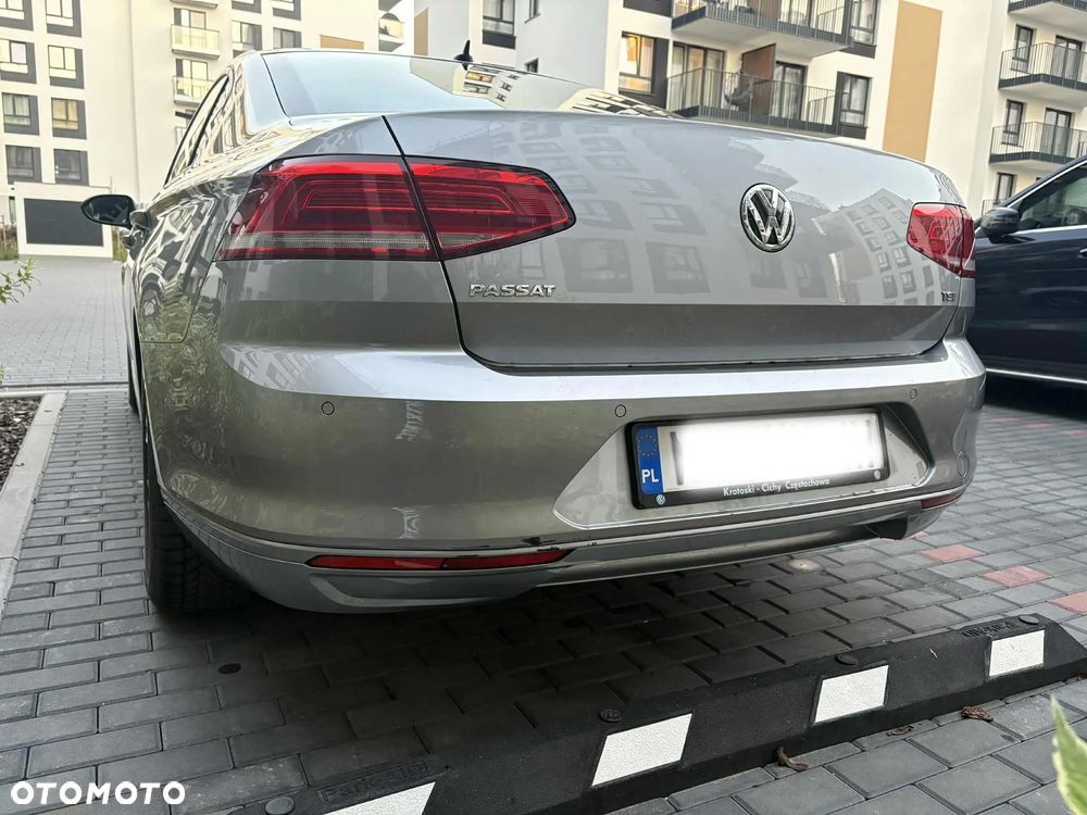 Volkswagen Passat 1.4 TSI BMT Trendline - 14