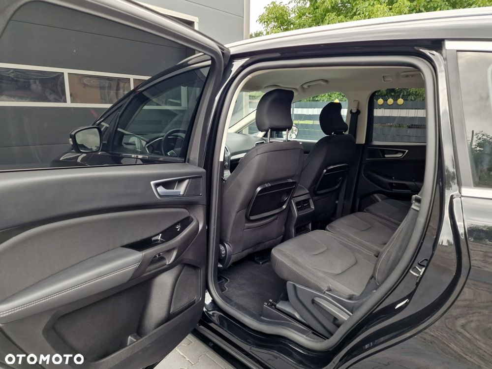 Ford S-Max 2.0 EcoBlue Titanium - 17