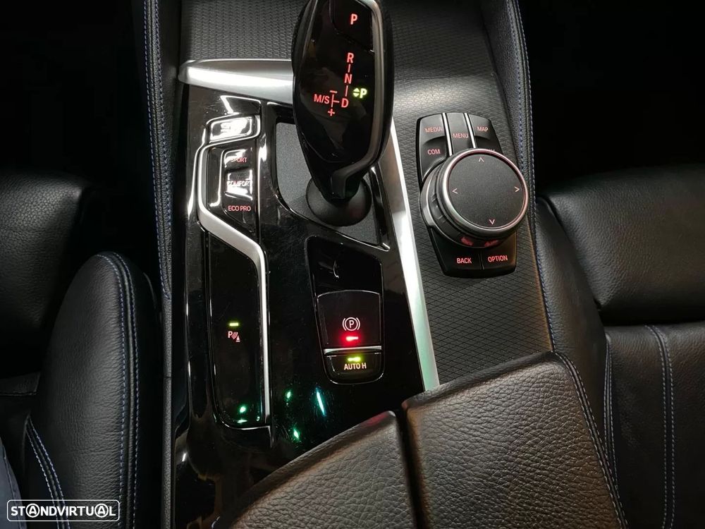 BMW 520 d Pack M Auto - 17