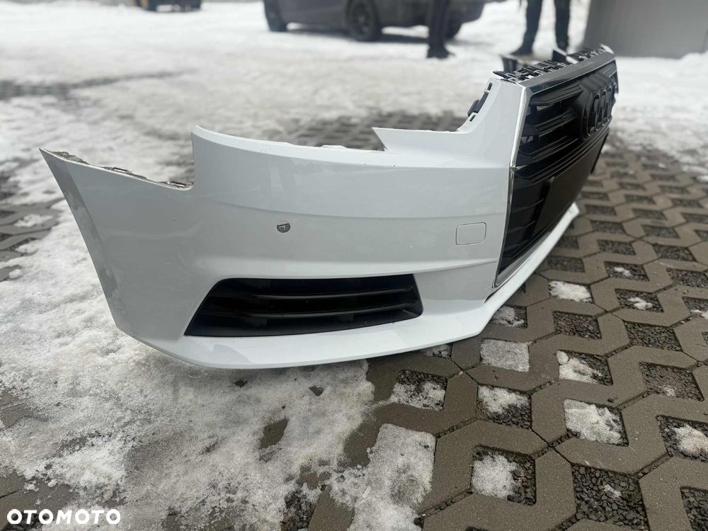 Audi A4 B9 Zderzak Przód Przedni 15-19 PDC Kolor: LS9R - 13