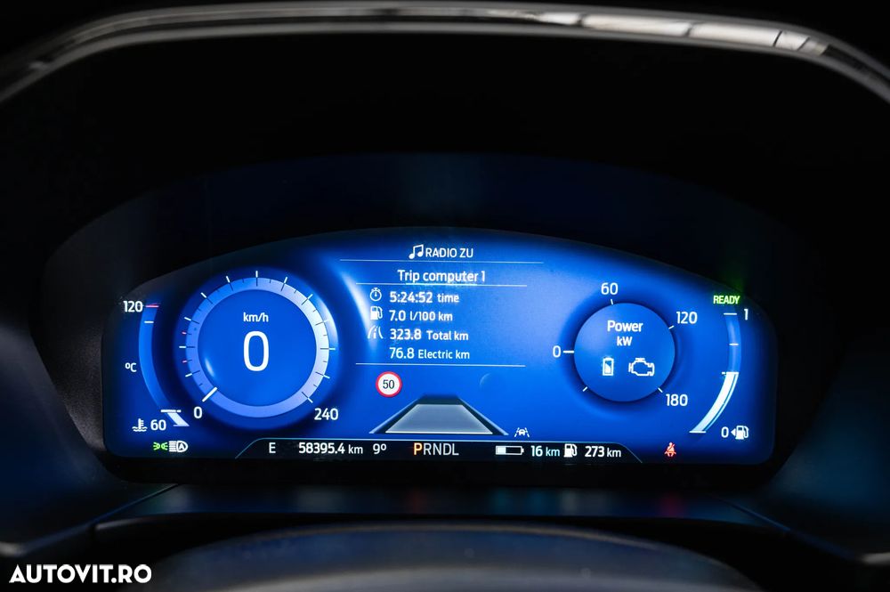 Ford Kuga 2.5 Duratec PHEV ST-LINE - 26