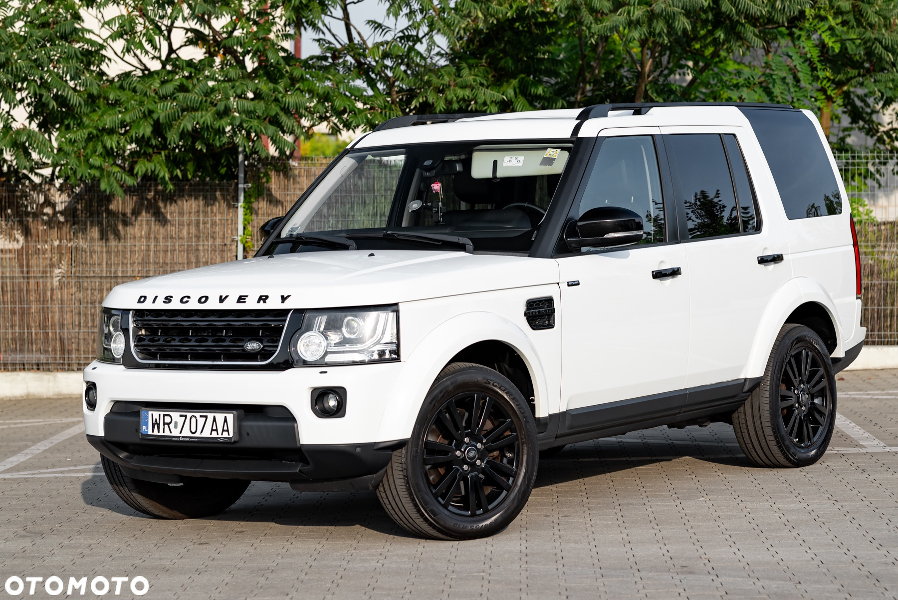 Land Rover Discovery SD V6 HSE - 5