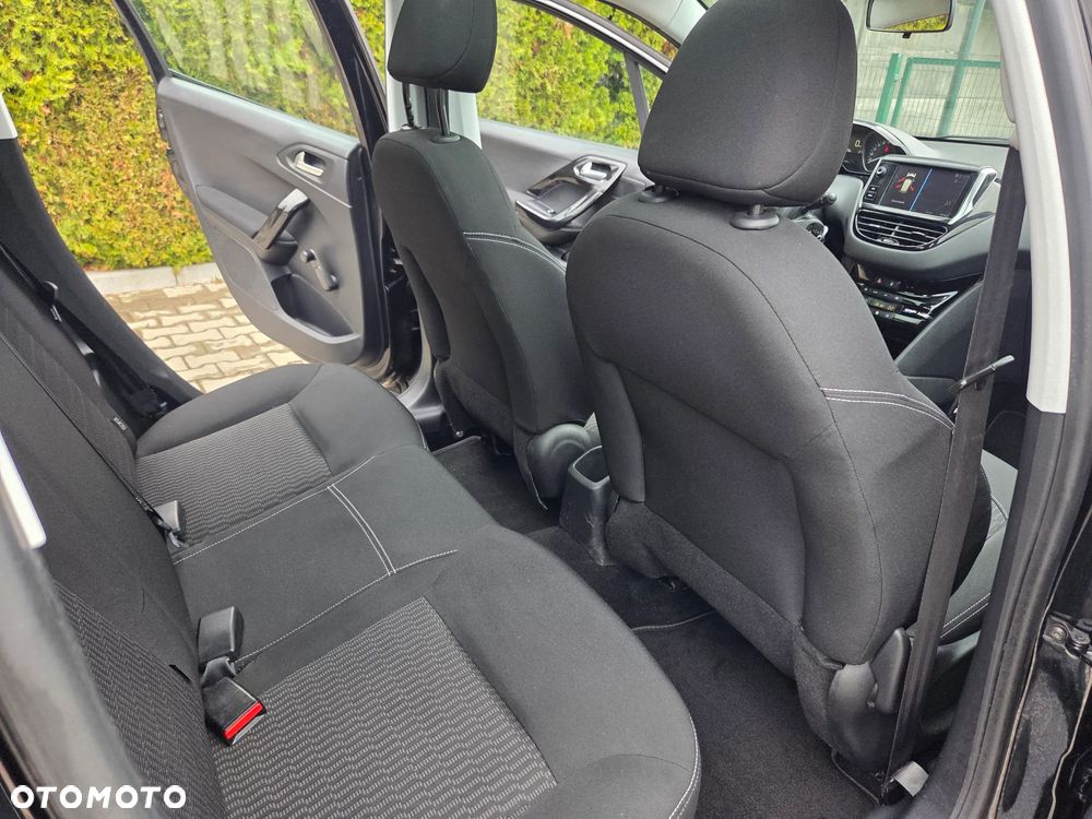 Peugeot 208 1.2 VTi Business Line - 15