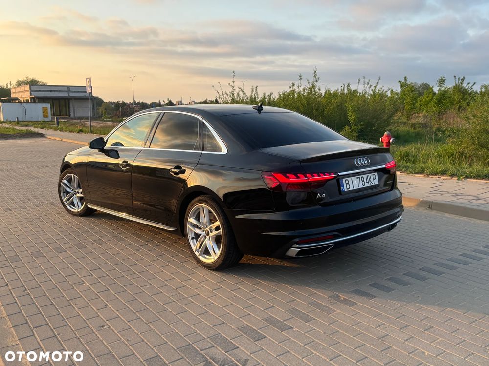 Audi A4 Limousine - 11