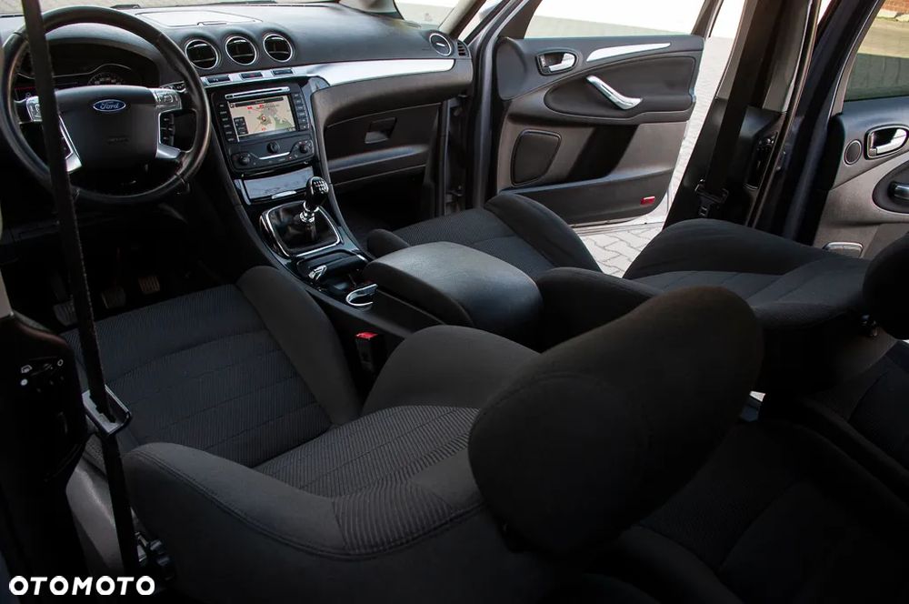 Ford Galaxy 2.0 TDCi Platinium X - 29