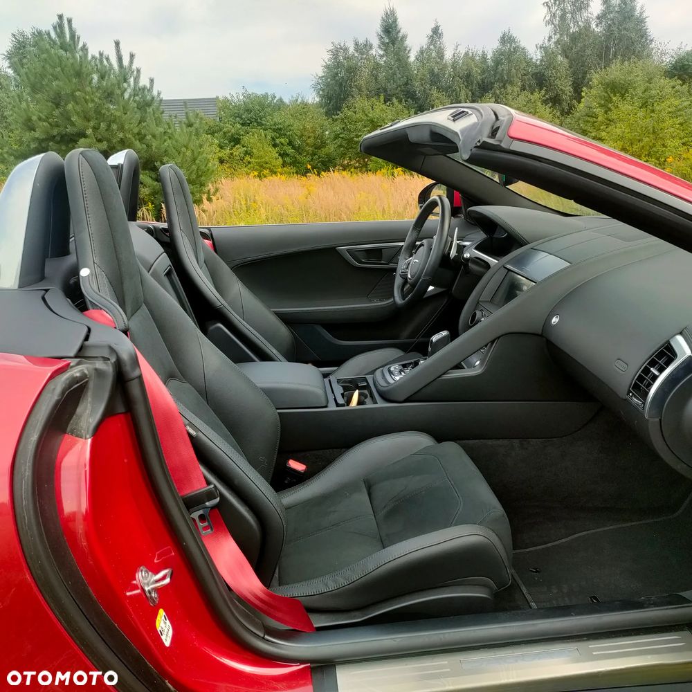 Jaguar F-Type 2.0 Turbo R-Dynamic - 10