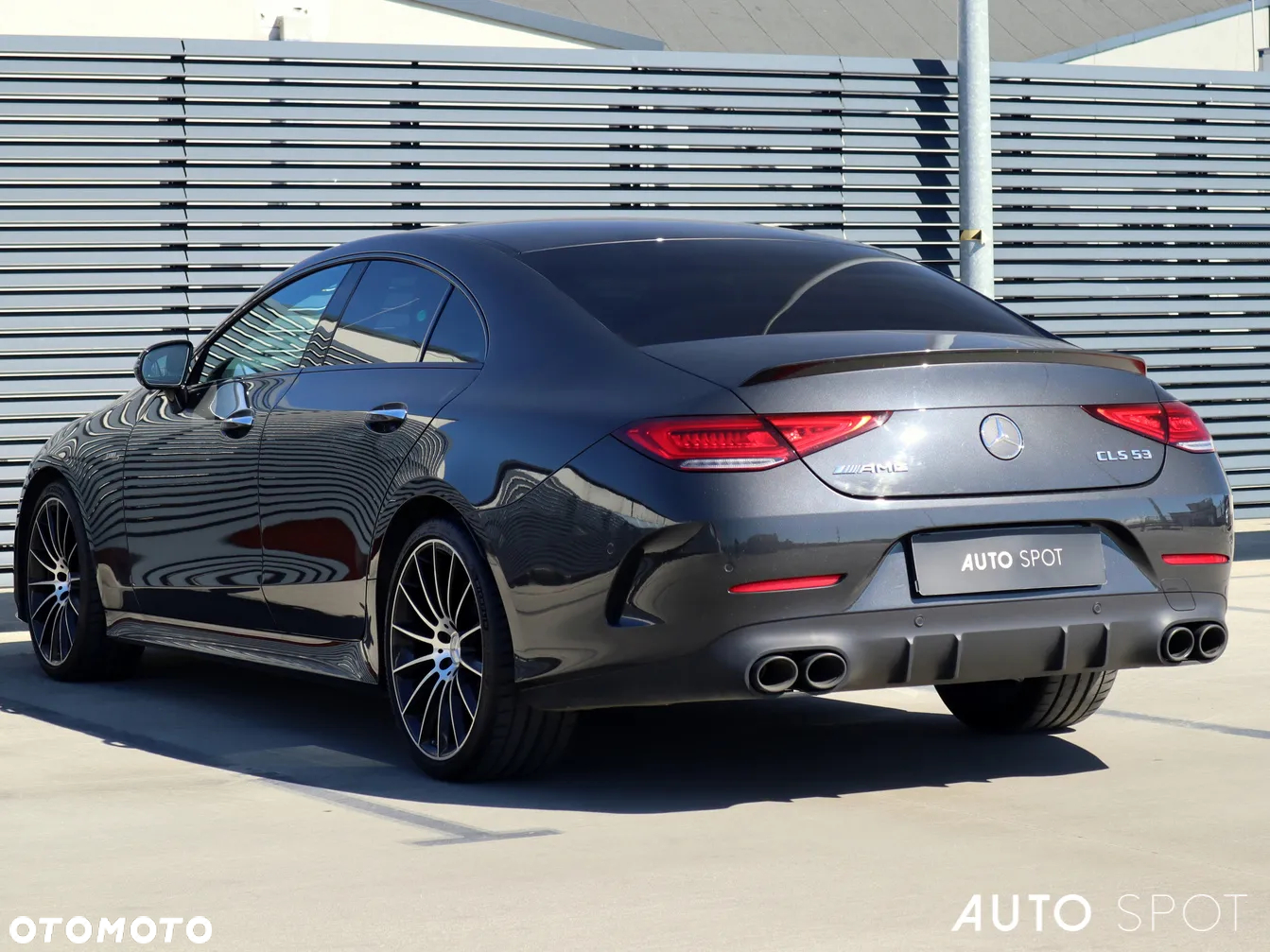 Mercedes-Benz CLS - 4