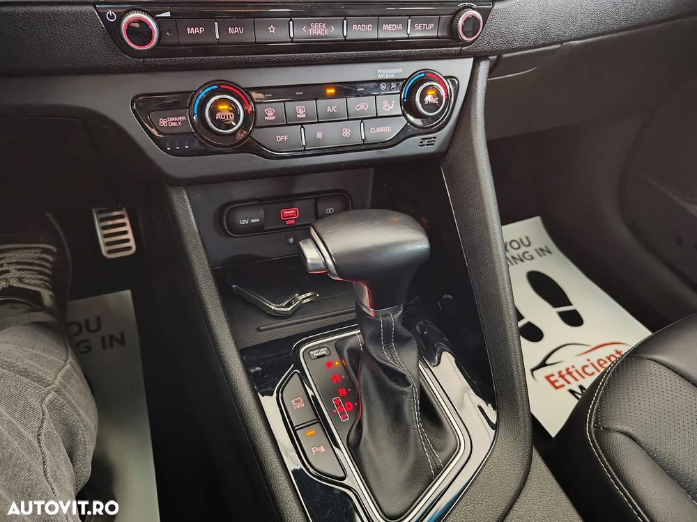 Kia Niro 1.6 GDI 2WD Aut. Spirit - 34