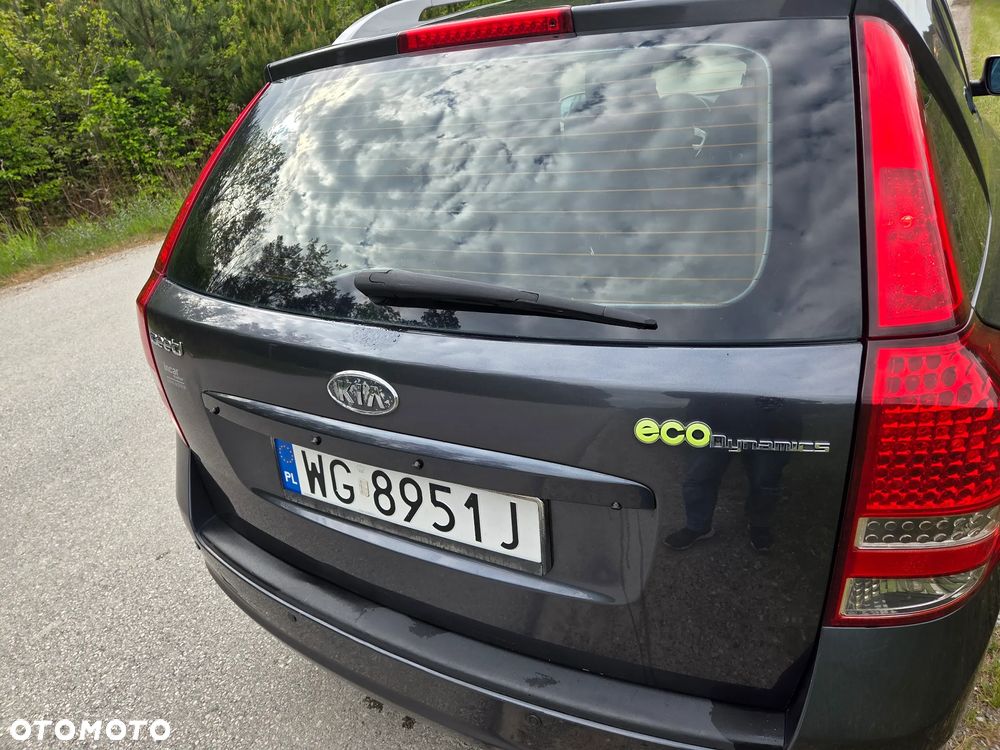 Kia Ceed 1.6 Crdi Comfort + - 5