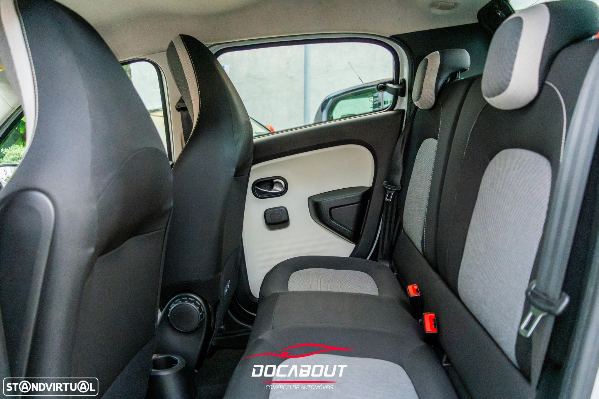Renault Twingo 1.0 SCe Limited - 13
