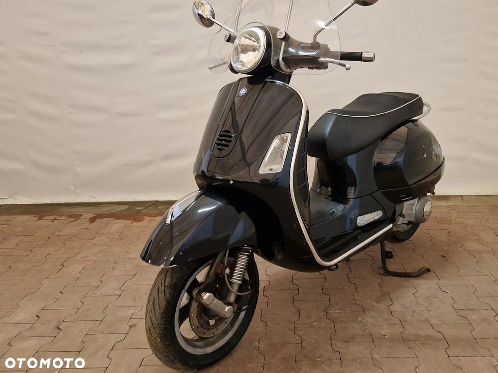 Piaggio Vespa - 9