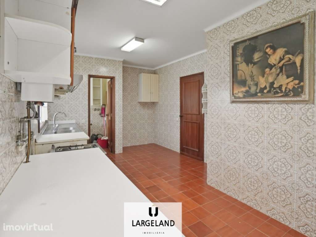 Apartamento T5 no Bairro do Liceu - Grande imagem: 3/22