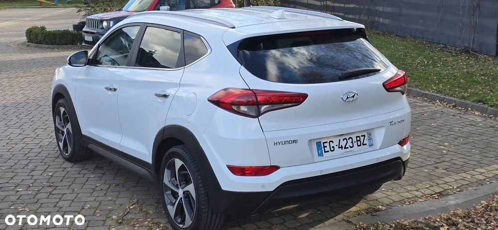 Hyundai Tucson - 25