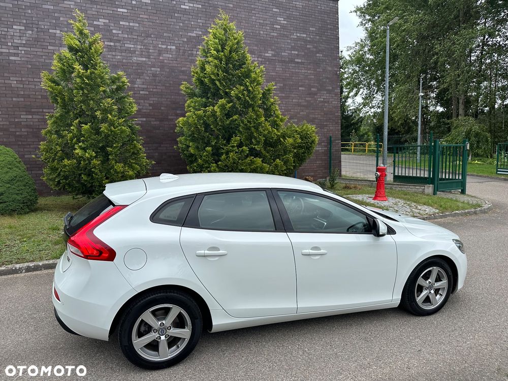 Volvo V40 T2 - 5