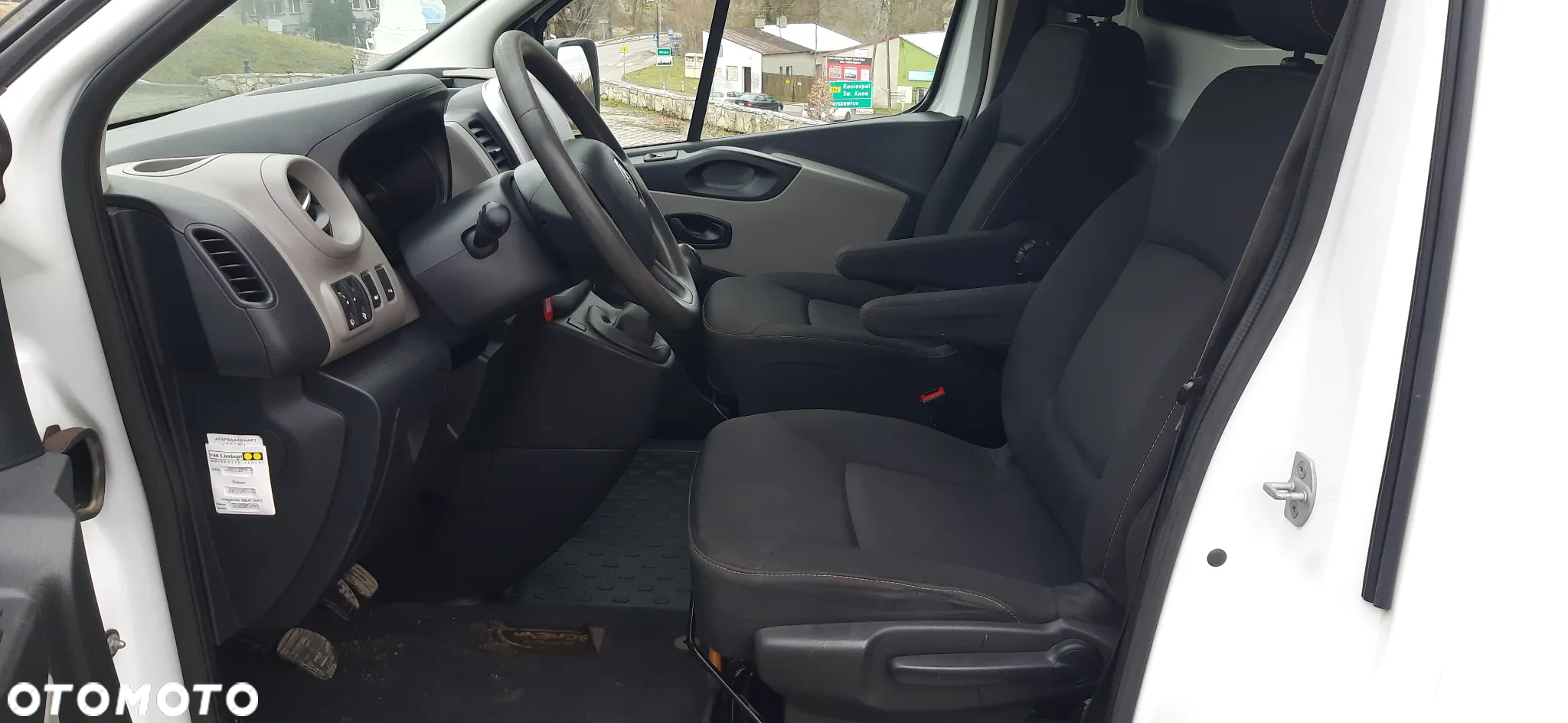 Renault Trafic 1.6dci 90KM L1H1 - 15