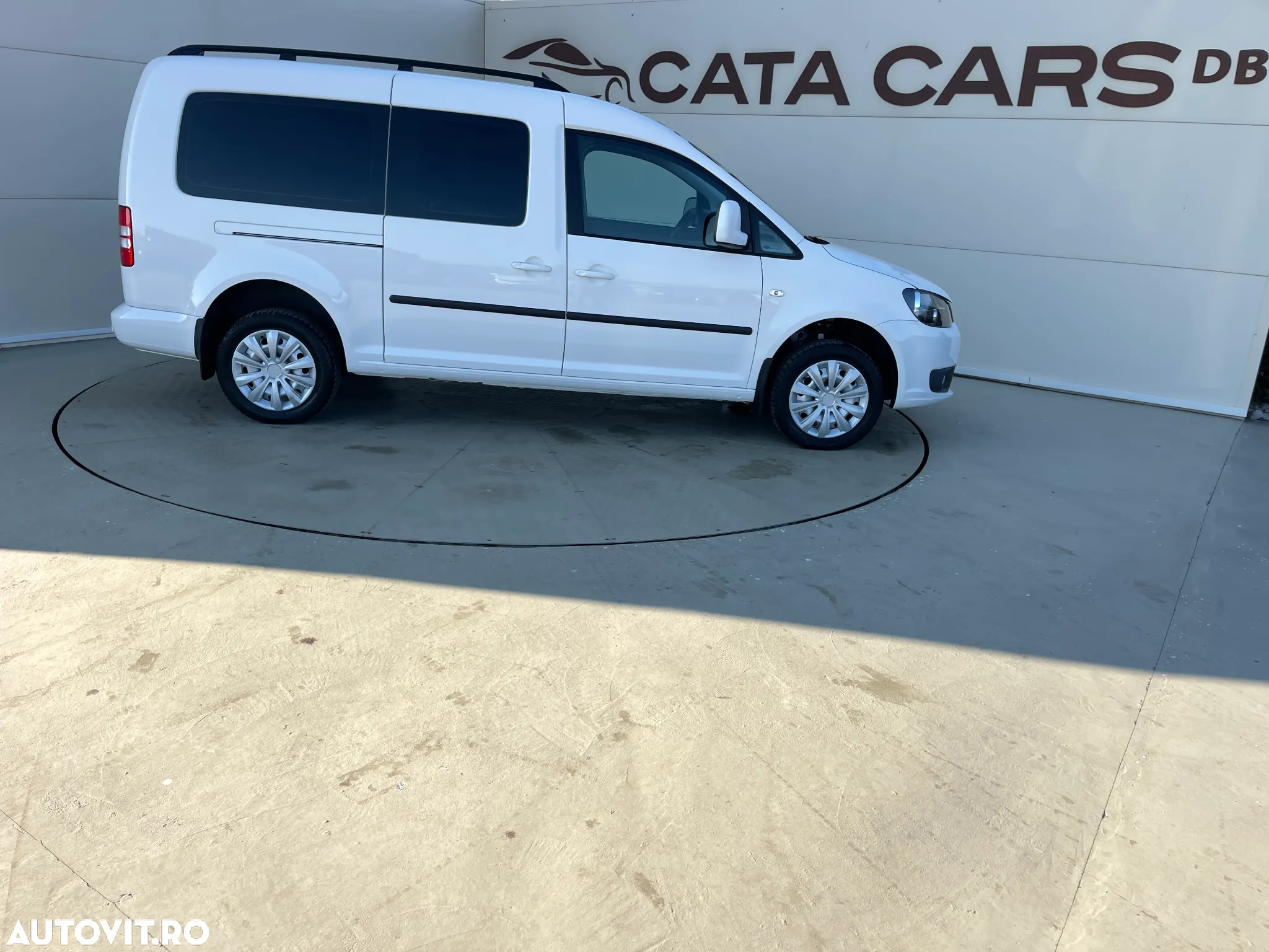 Volkswagen Caddy Maxi 2.0 TDI 4Motion Trendline - 17