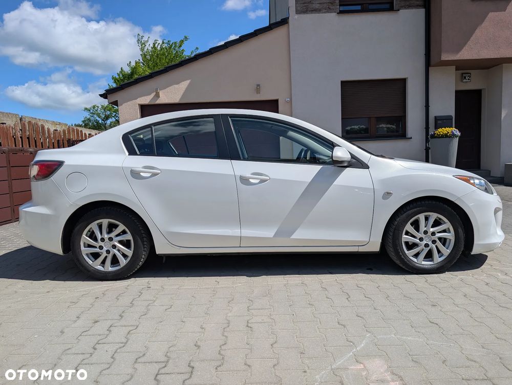 Mazda 3 - 4