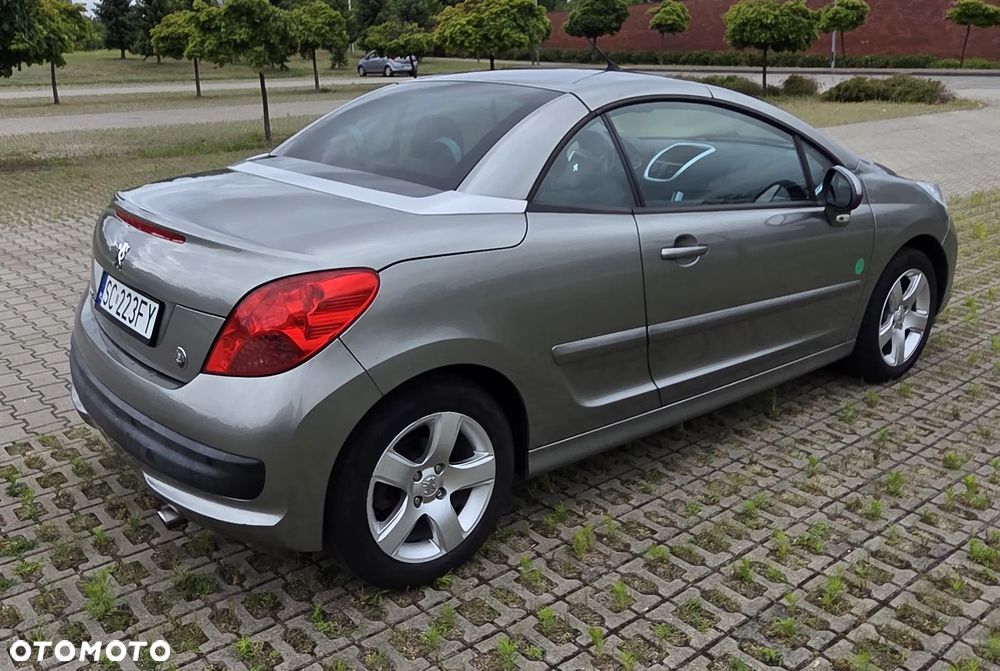 Peugeot 207 CC - 3