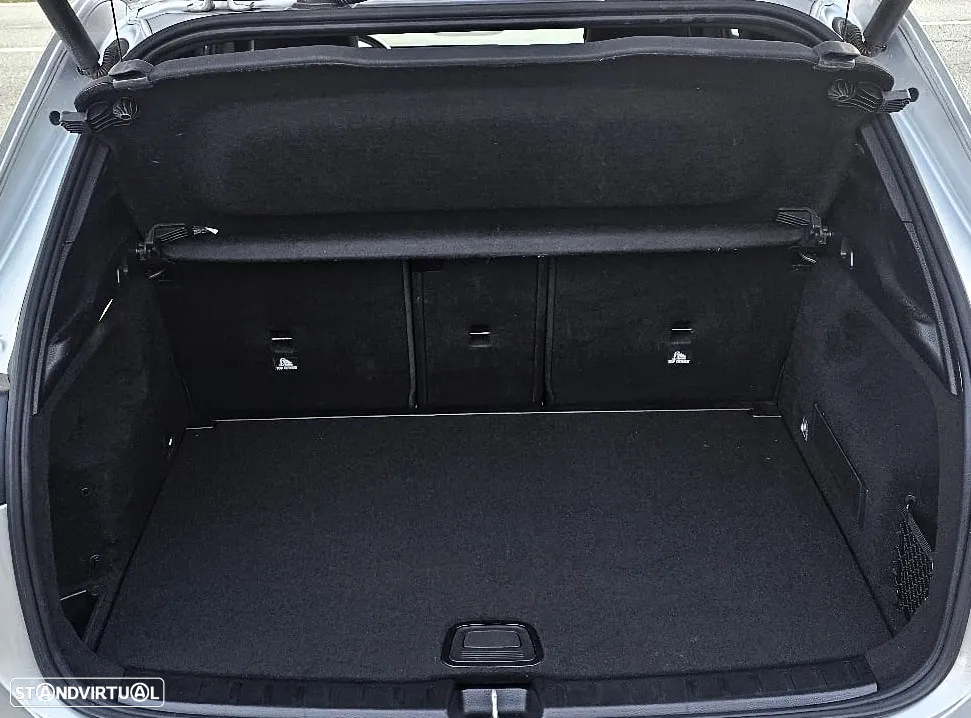 Mercedes-Benz GLA 180 d 8G-DCT AMG Line - 38
