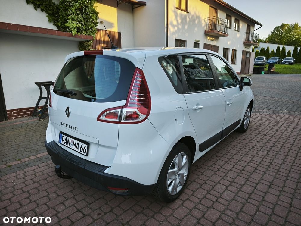 Renault Scenic 1.6 16V 110 TomTom Edition - 12