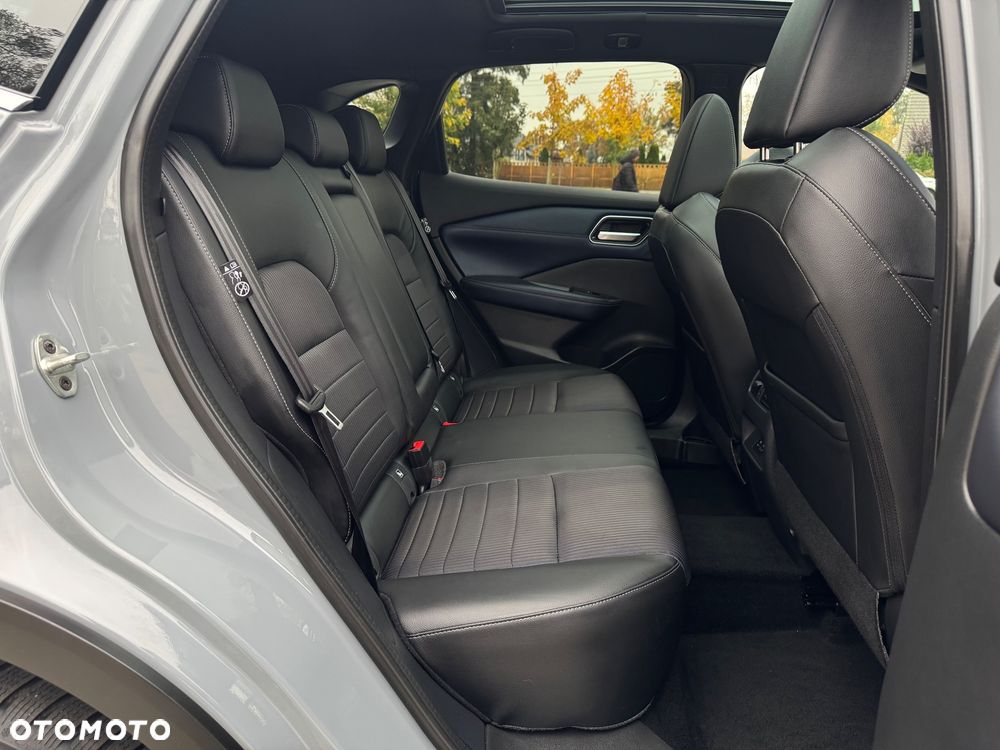 Nissan Qashqai 1.3 DIG-T Tekna+ - 28